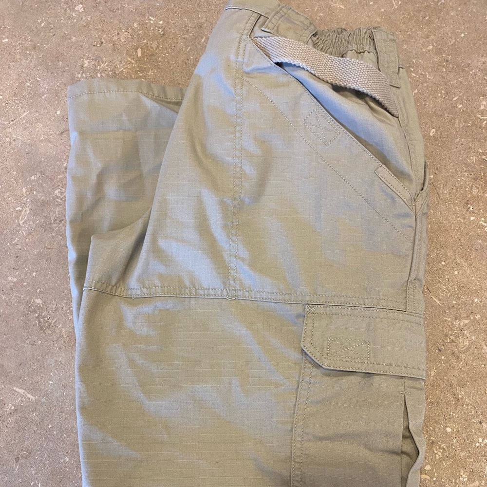 5.11 Women’s khaki cargo pants - Picture 4 of 5